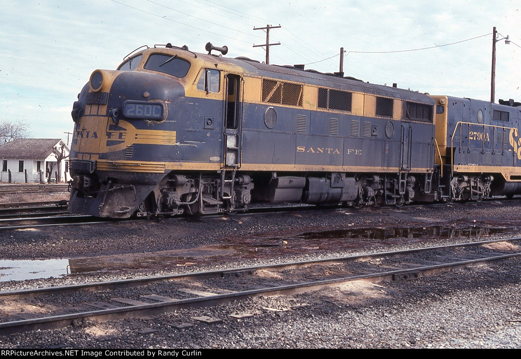 ATSF 260C at Somerville